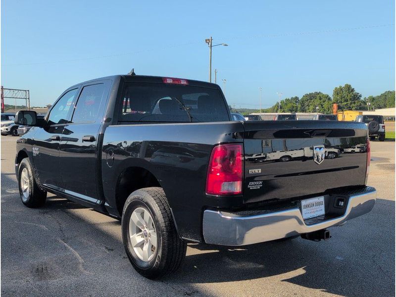 2023 RAM 1500 Classic SLTImage 3