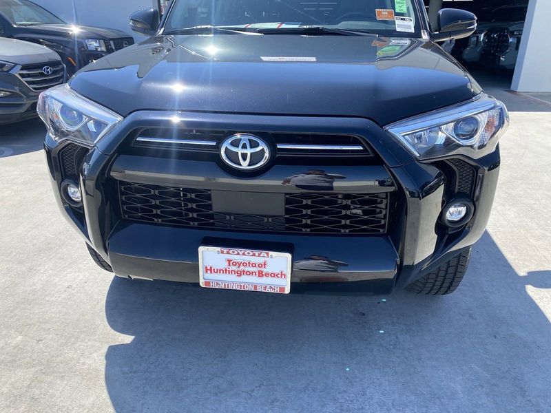 2023 Toyota 4Runner SR5 PremiumImage 9