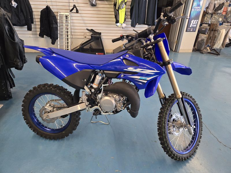 2025 Yamaha YZ85LW TEAM BLUE Image 2