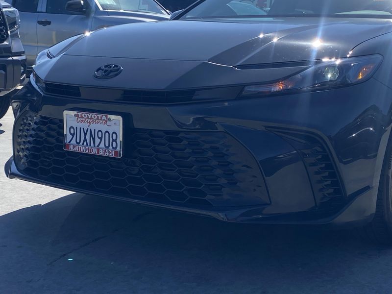 Used 2025 Toyota Camry SEImage 7