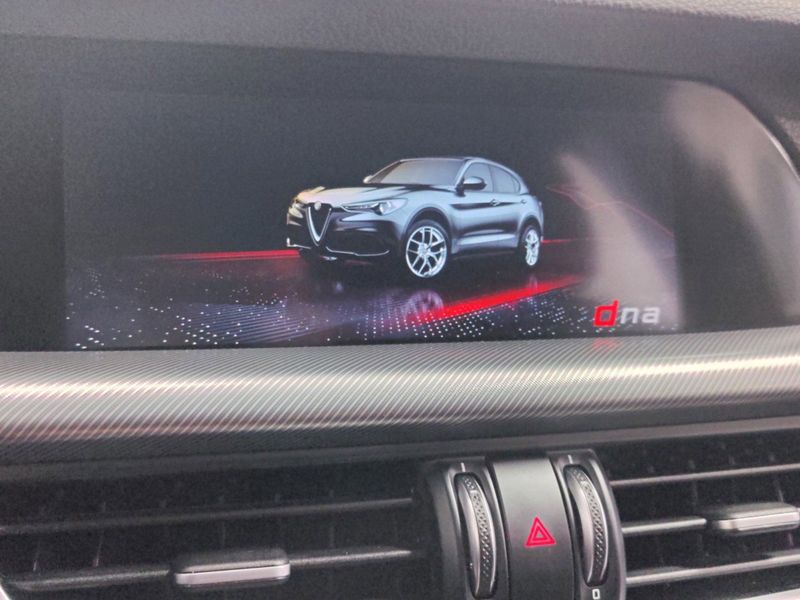 2020 Alfa Romeo Stelvio Ti Sport AWD w/SunroofImage 24