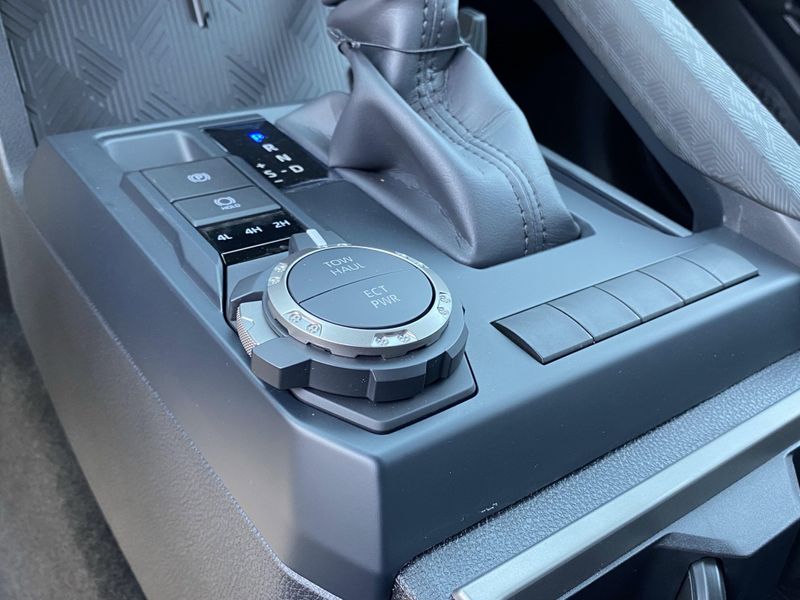New 2025 Toyota Tacoma SR5Image 19