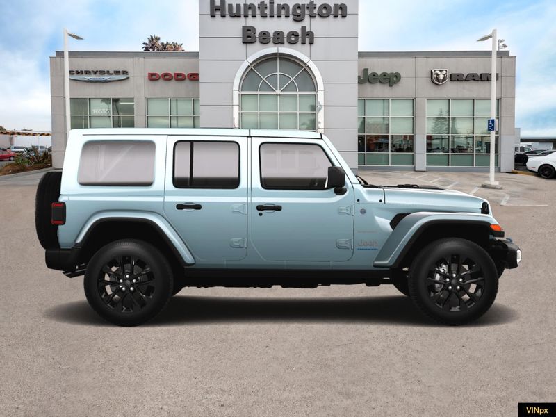 2024 Jeep Wrangler 4xE Sahara 4x4Image 9