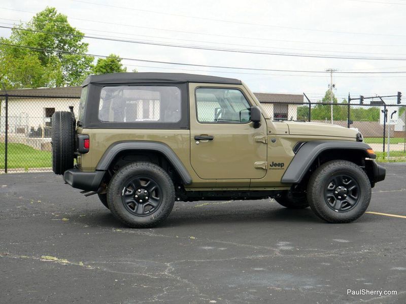 2025 Jeep Wrangler 2-door SportImage 9