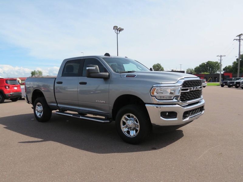 2024 RAM 2500 Big Horn 4x4 4dr Crew Cab 6.3 ft. SB PickupImage 6