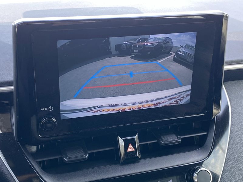 Used 2024 Toyota Corolla SEImage 21