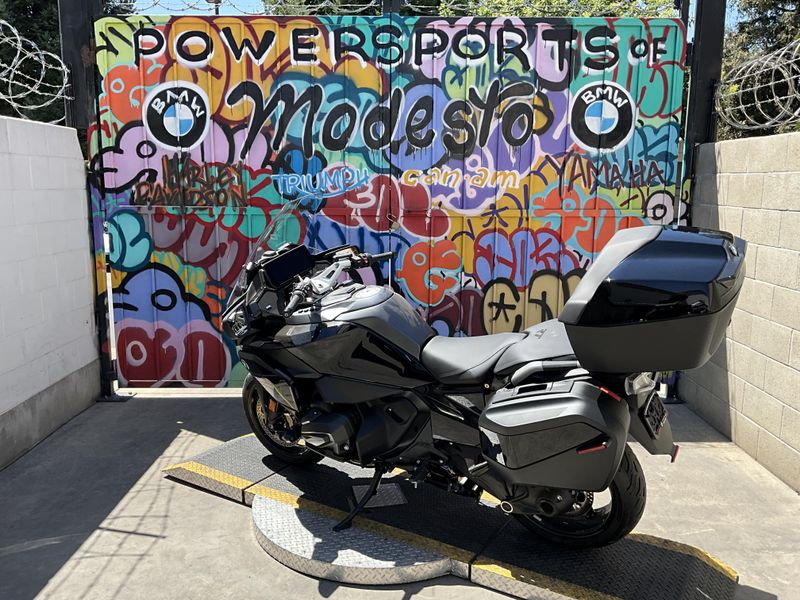 New 2026 BMW R 1300 RT Image 5