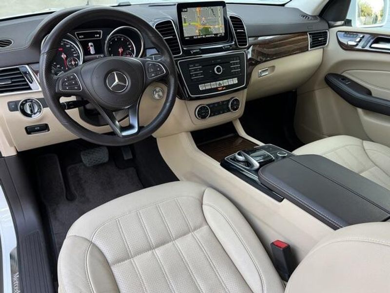 2019 Mercedes-Benz GLS 450Image 2