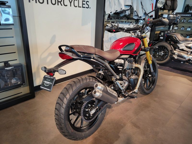 2025 Triumph SCRAMBLER 400 X 