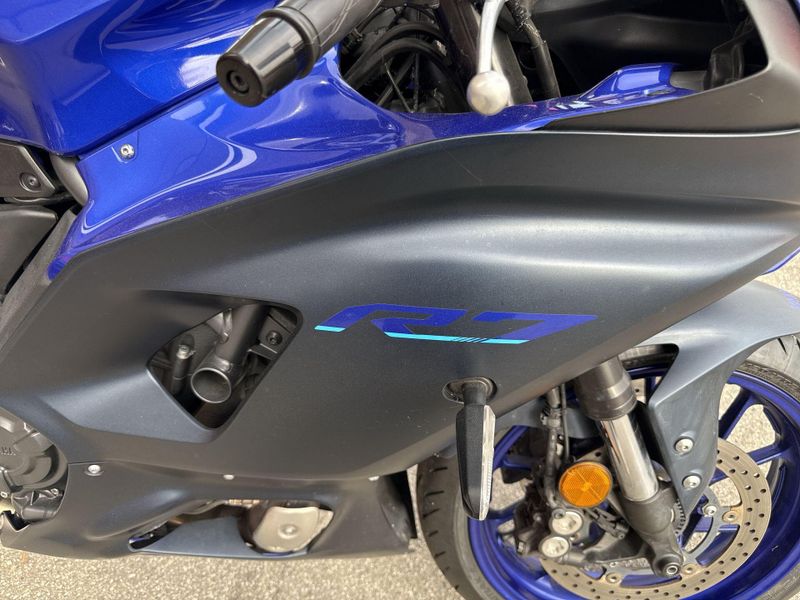 Used 2022 Yamaha YZF R7 Image 11
