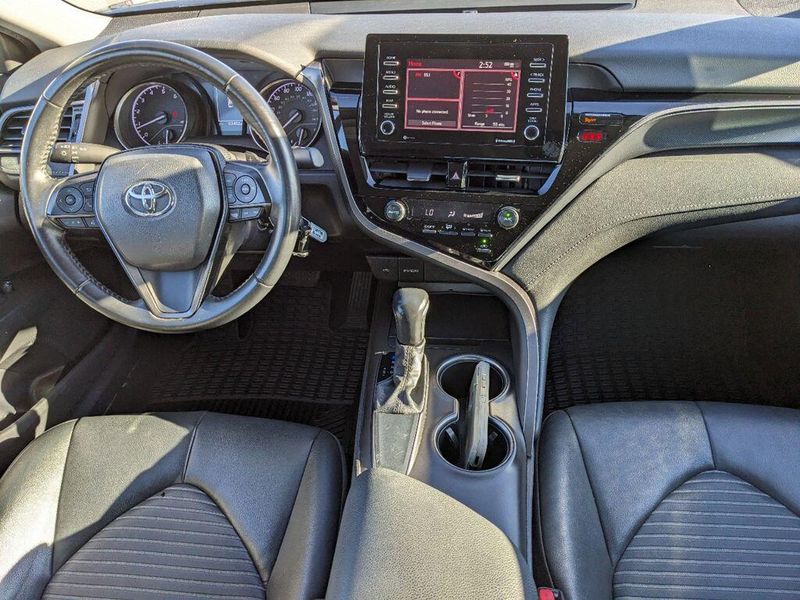 2021 Toyota Camry Image 15