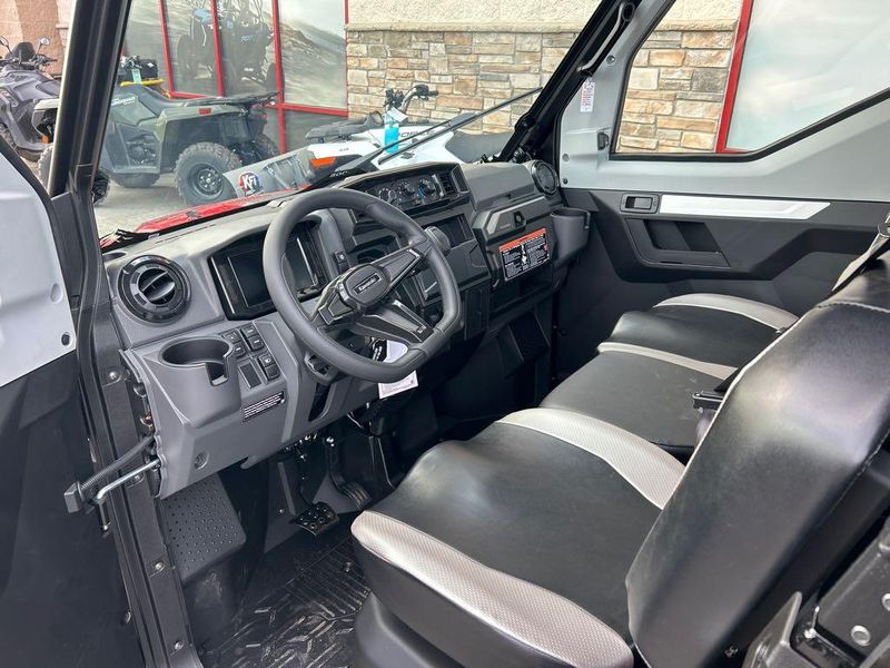 New 2025 Kawasaki RIDGE CREW HVAC 