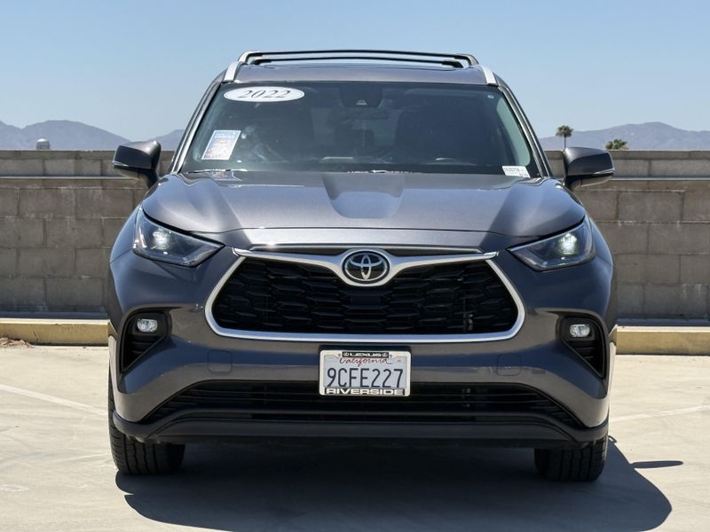 Used 2022 Toyota Highlander XLEImage 6