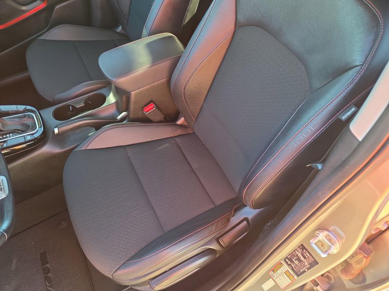 2023 Kia Soul GT-Line photo 13