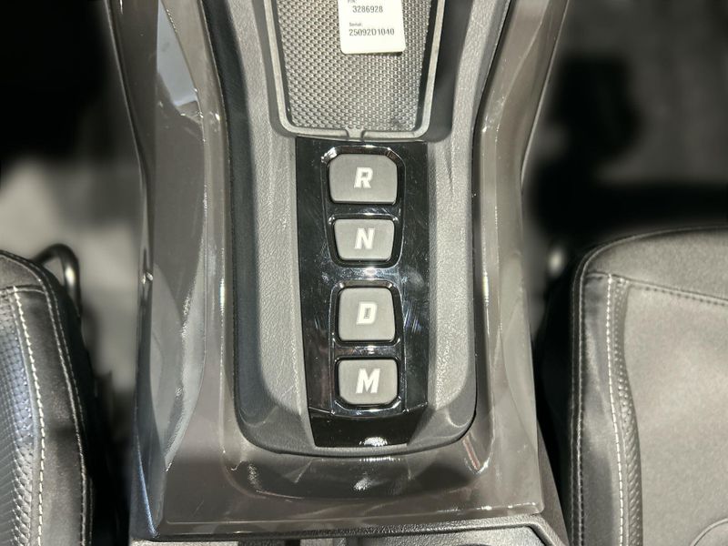 2025 Polaris SLINGSHOT R AUTODRIVE Image 22