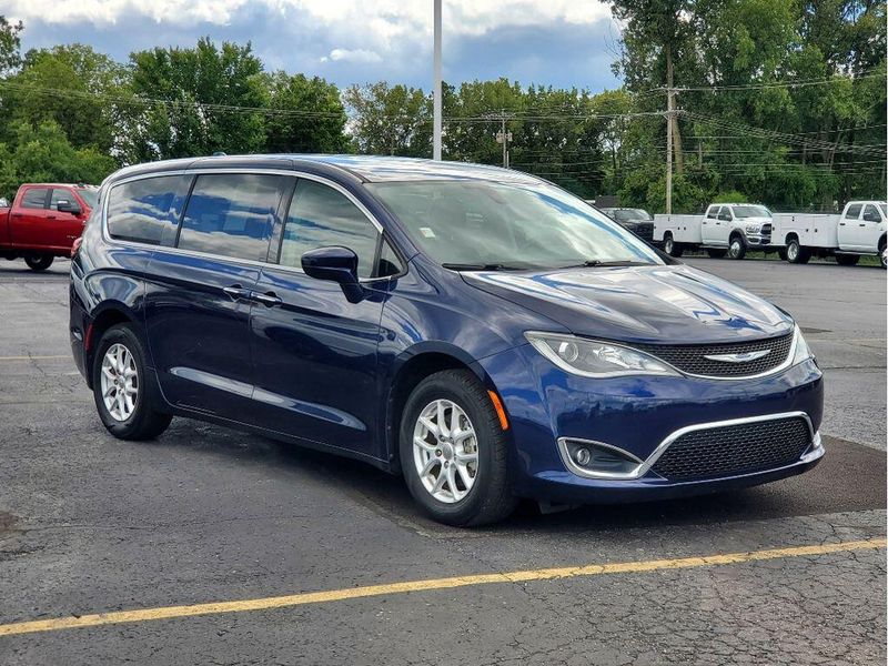 Used 2020 Chrysler Pacifica TouringImage 15