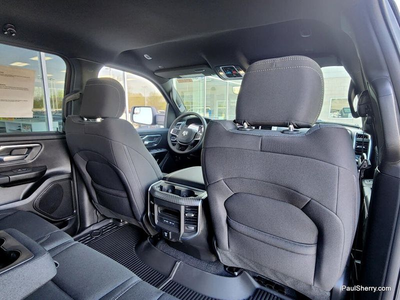 New 2026 RAM 1500 Big Horn Crew Cab 4x4 5'7' Box