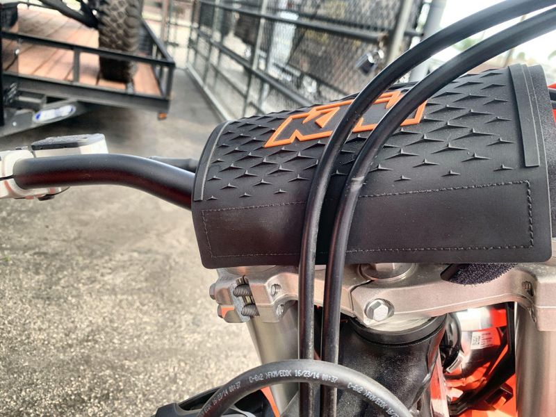 New 2024 KTM 500 XW-F Image 24