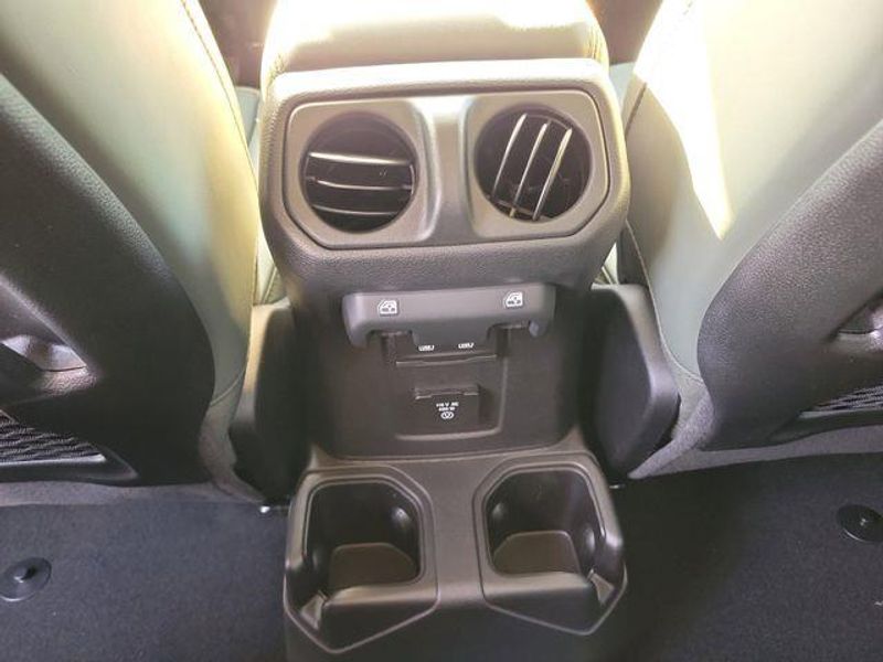 New 2026 Jeep Gladiator Mojave 4x4