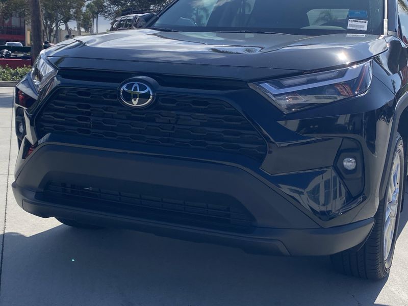 New 2025 Toyota RAV4 XLE PremiumImage 7