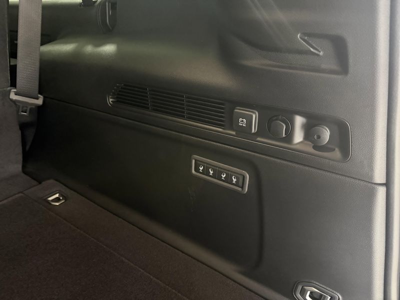 2026 Jeep Grand Wagoneer L 4x4Image 7