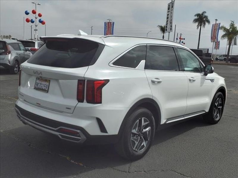 2024 Kia Sorento Hybrid EXImage 25