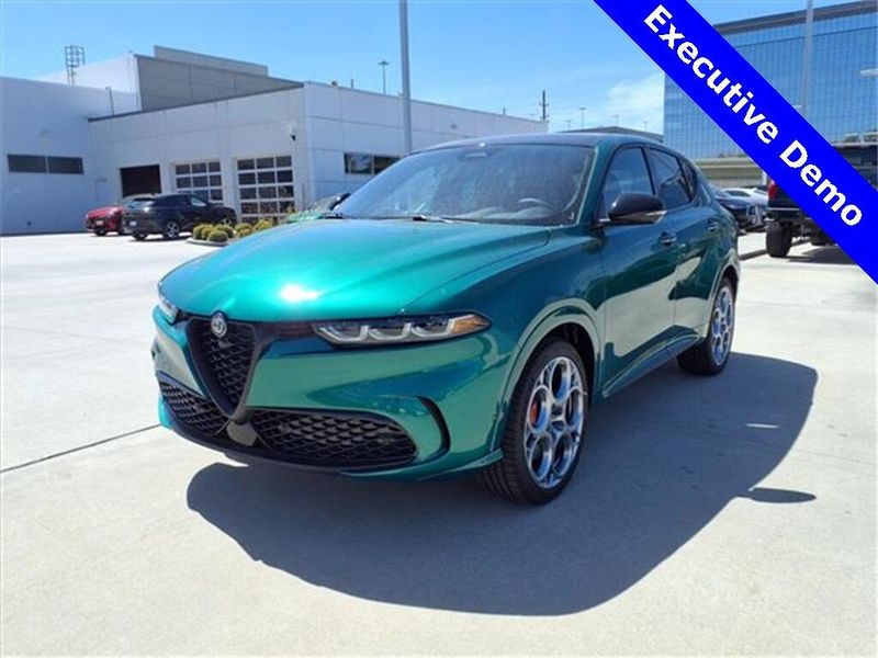 New 2025 Alfa Romeo Tonale Tributo Italiano EawdImage 2