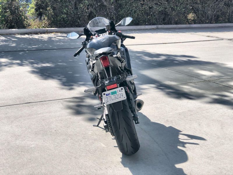 Used 2026 Yamaha YZF-R7 CA Image 16