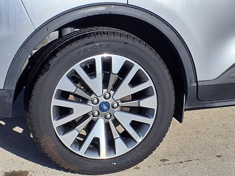 Used 2021 Ford Escape Hybrid TitaniumImage 14