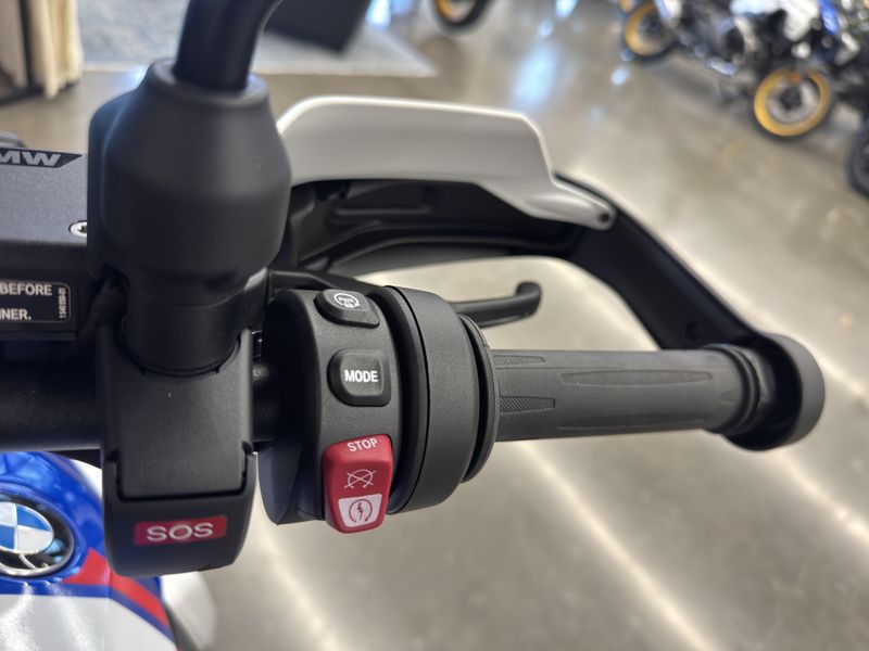 2026 BMW R 1300 GS - TROPHY - RACING BLUE METALLIC