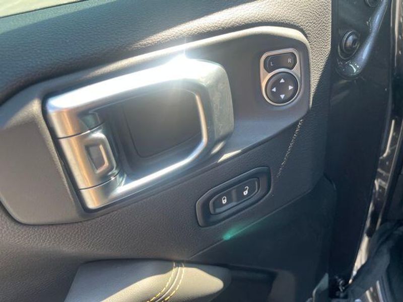 2025 Jeep Wrangler Sahara2025 Jeep Wrangler 4-door Sahara