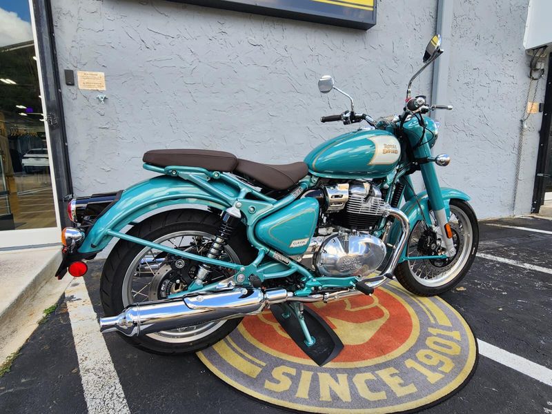 New 2026 Royal Enfield CLASSIC 650 Image 12