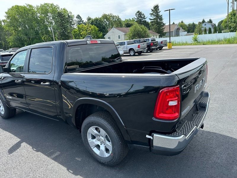 2025 RAM 1500 Big Horn Crew Cab 4x4 5