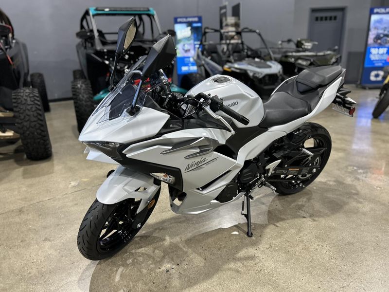 Used 2025 Kawasaki NINJA 500 ABS Image 8
