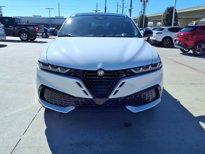 New 2026 Alfa Romeo Tonale Sport SpecialeImage 4