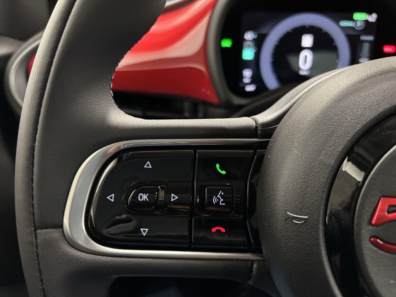 New 2024 Fiat 500e Inspi(red)Image 23
