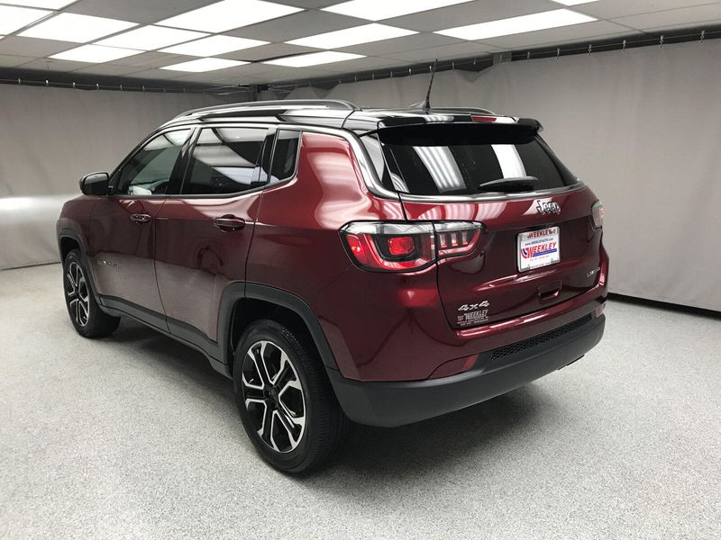 Used 2022 Jeep Compass LimitedImage 10