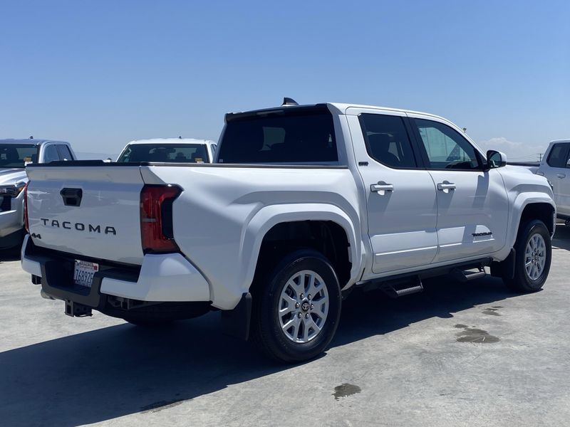 Used 2025 Toyota Tacoma SR5Image 3
