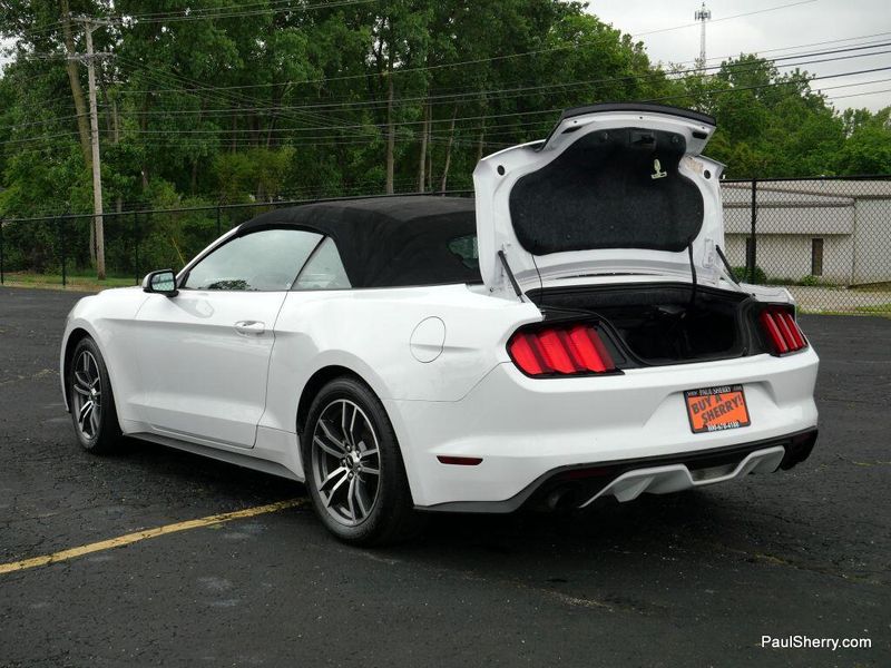 2017 Ford Mustang EcoBoost PremiumImage 23