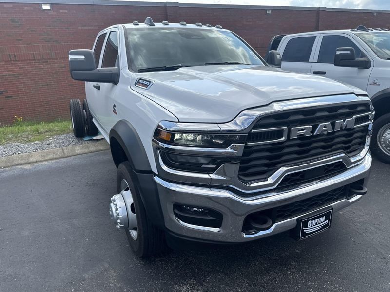 2025 RAM 4500 Tradesman Chassis Crew Cab 4x4 60