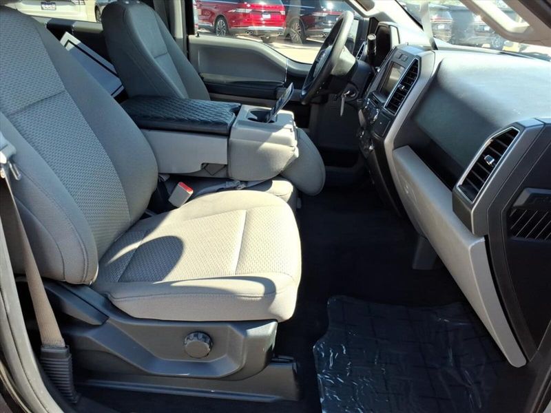 2020 Ford F-150 XLT photo 4