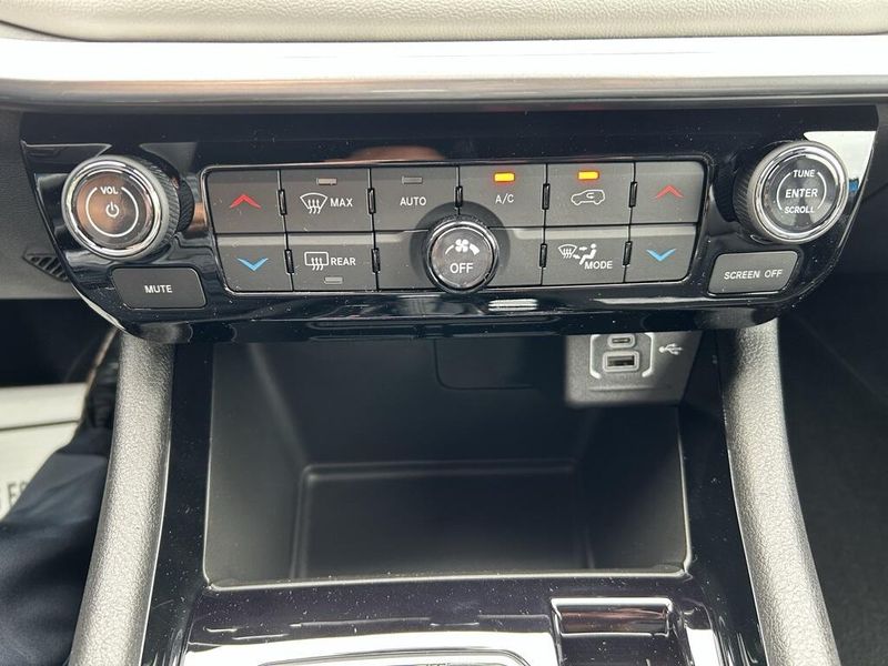 2025 Jeep Compass Limited photo 20