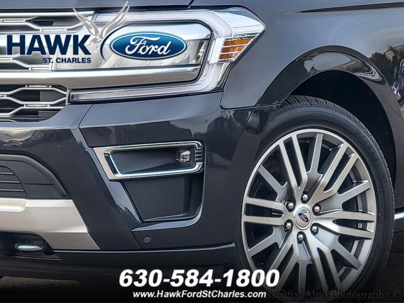2022 Ford Expedition Platinum photo 2