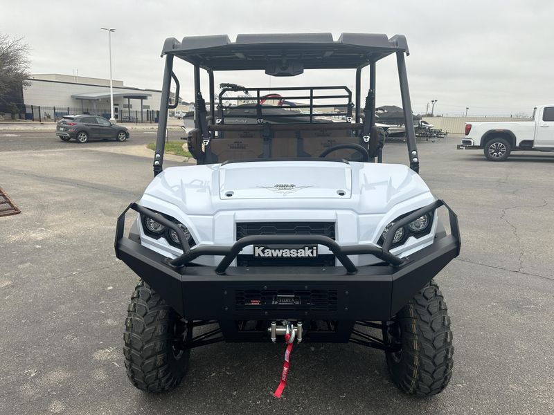 2025 Kawasaki MULE PROFXT 1000 LE PLATINUM RANCH EDITION METALLIC STARDUST WHITEImage 4