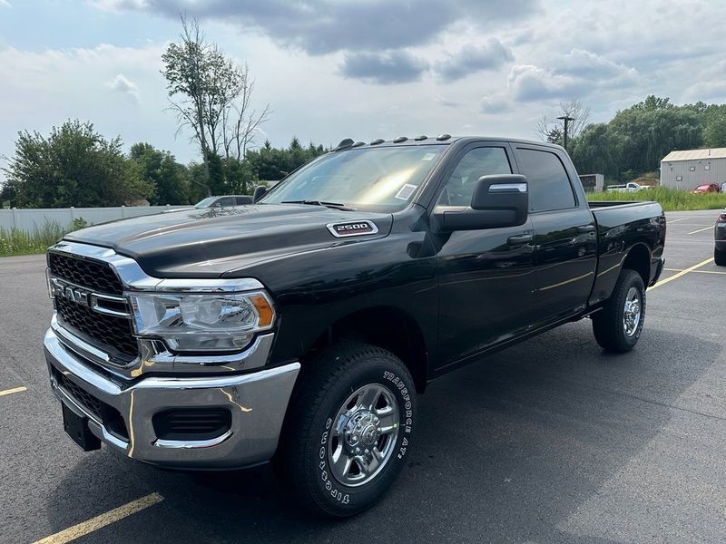 2024 RAM 2500 Tradesman Crew Cab 4x4 6