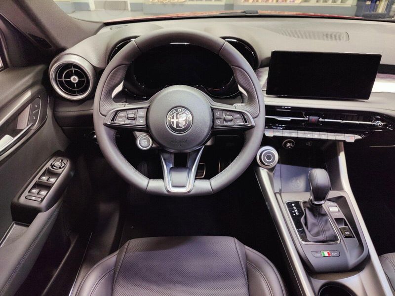 New 2024 Alfa Romeo Tonale Veloce EawdImage 22