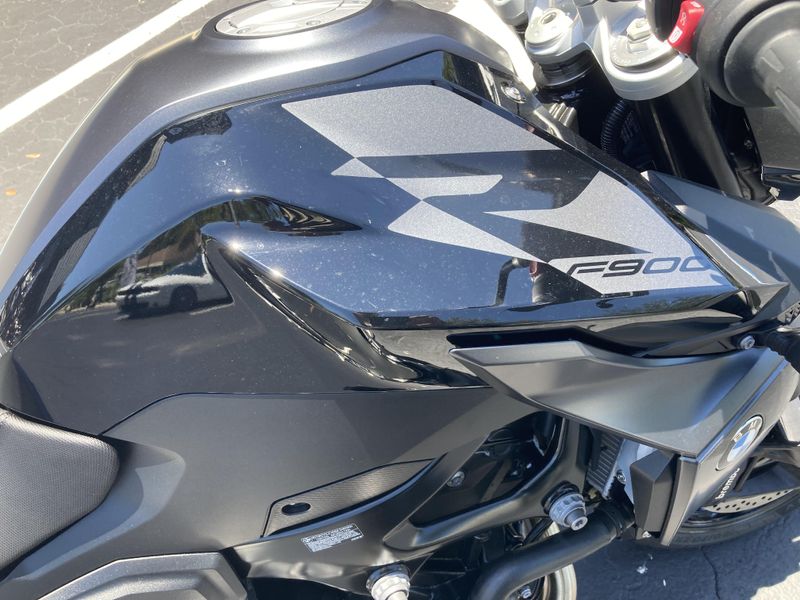 2025 BMW F 900 R