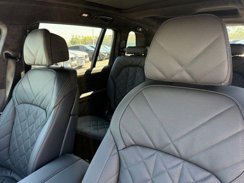 New 2026 BMW X7 xDrive40iImage 19