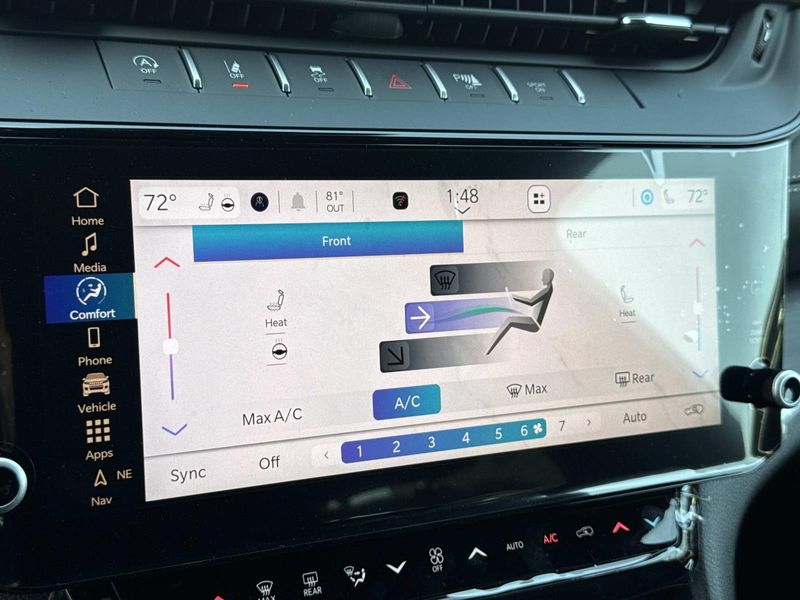 New 2026 Jeep Grand Cherokee L Laredo Altitude 4x2