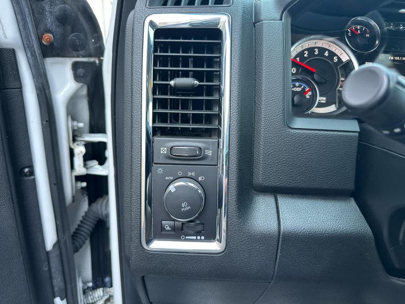 2018 Ram 2500 Laramie photo 16